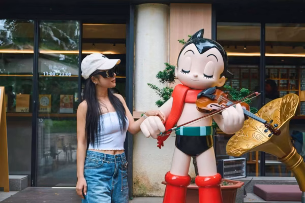 Astro Boy Galaxy Studio The Musician Licensed Resin Statue 3
