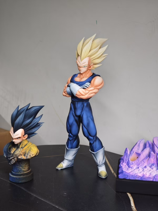 Dragon Ball WDF Studio Vegeta Resin Statue 2