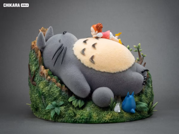 My Neighbor Totoro Chikara Studio Sleeping Totoro x Mei Resin Statue 2