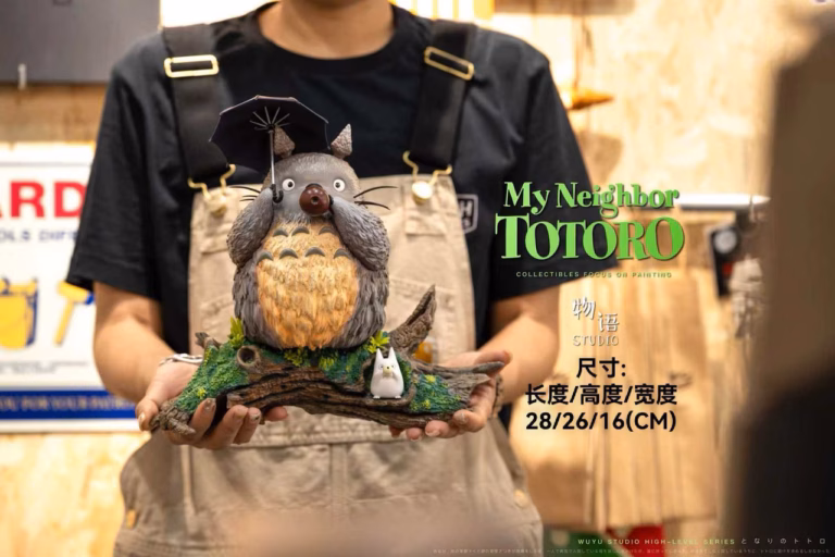 My Neighbor Totoro ShenYin Studio Totoro Play The Flute Resin Statue