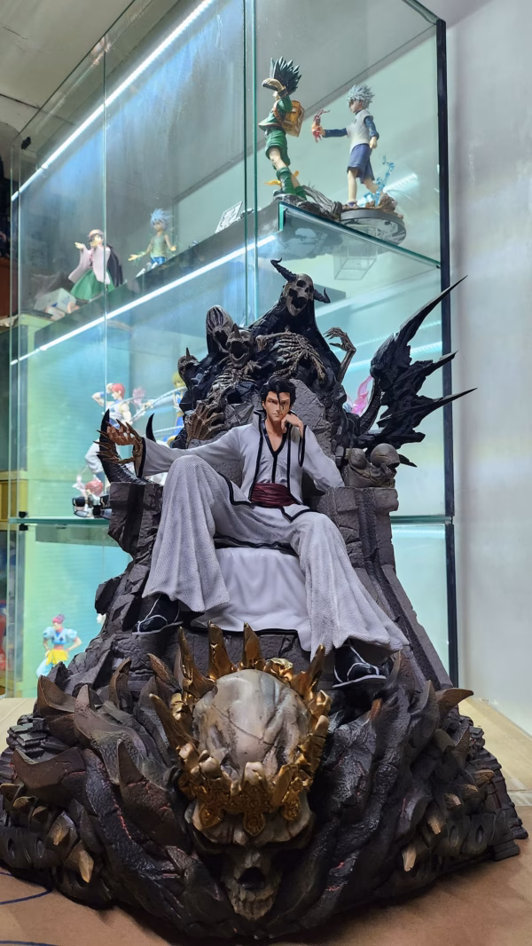 Bleach BlackWing Studio Death Aizen Sousuke Resin Statue 1