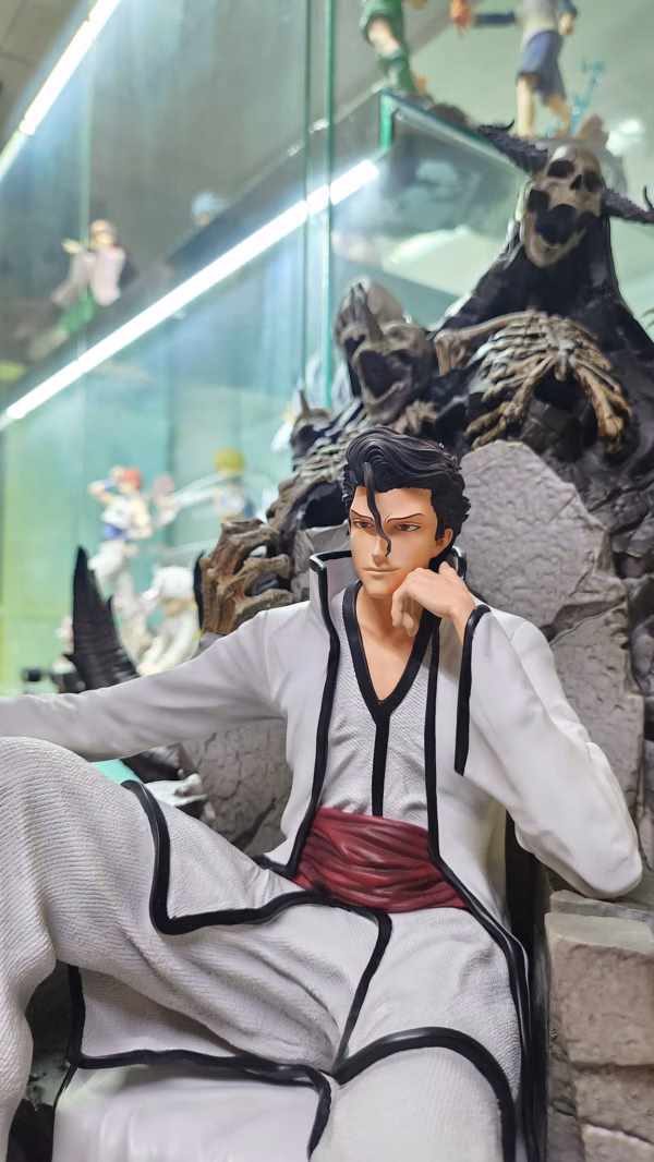 Bleach BlackWing Studio Death Aizen Sousuke Resin Statue 3