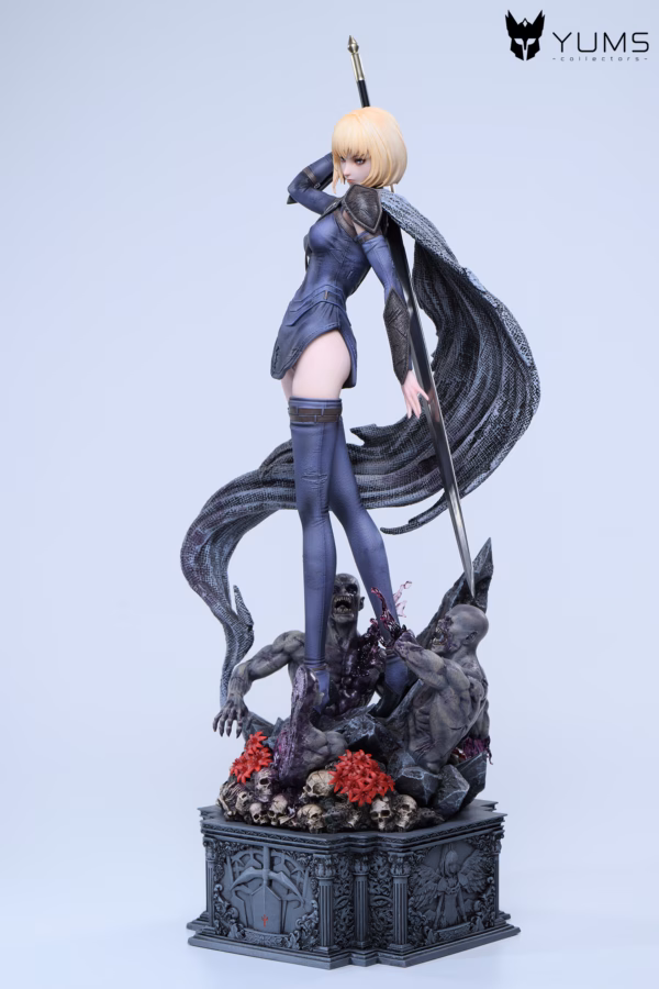 Claymore YUMS Collectors Teresa x Clare Resin Statue 5