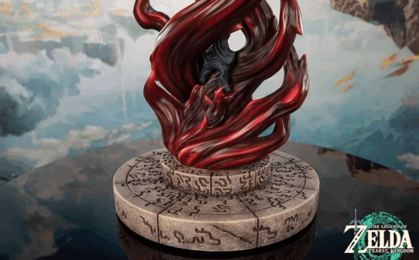 The Legend of Zelda First 4 Figures Tears of the Kingdom Decayed Master Sword Life Size Licensed Resin Statue 5