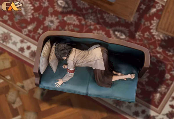 Attack On Titan EA Studio Pieck Finger Resin Statue 4