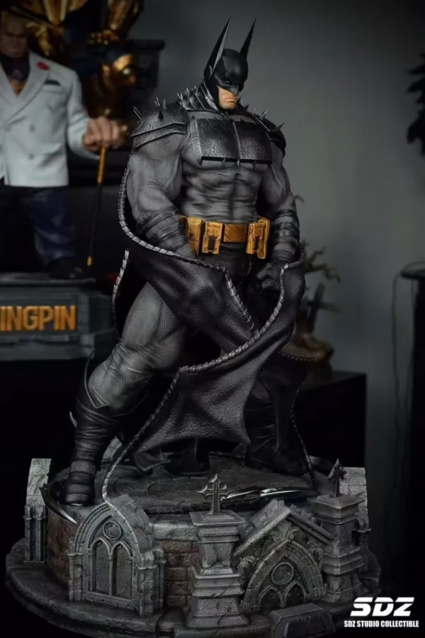 Batman SDZ Studio Absolute Batman Resin Statue 3 1
