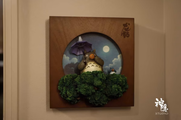 My Neighbor Totoro ShenYin Studio Totoro Under The Moonlight Resin Statue 3