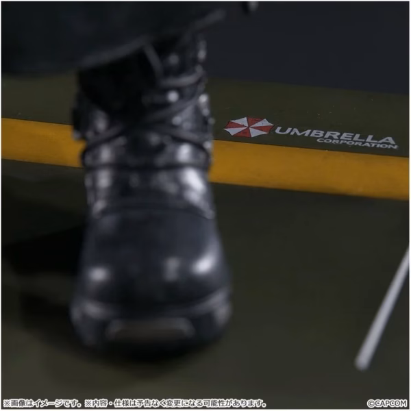 Resident Evil 3 CAPCOM Studio Builder Creators Model Nemesis Licensed PVC 3