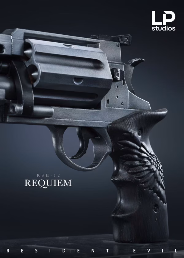 Resident Evil LP Studio Requiem X Tomahawk Resin Statue 6