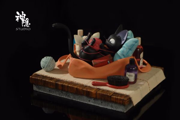 Kikis Delivery Service ShenYin Studio Cat Jijis Playtime Resin Statue 3