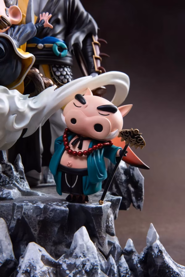 Shin Chan Mianhuatang Studio Shin Chan Cosplaying as Wukong Guangzhi Bajie X Huangmei Resin Statue 4