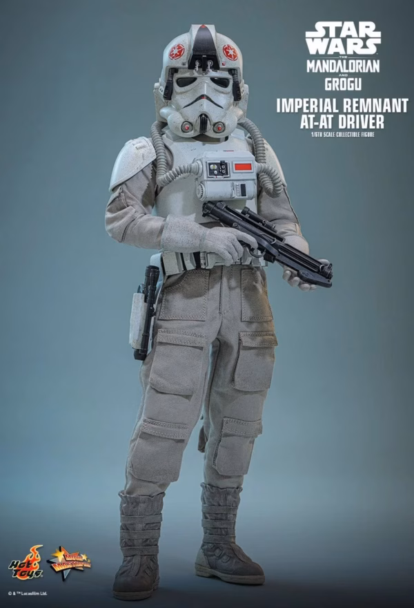 Star Wars The Mandalorian x GrogU Hot Toys Imperial Remnant AT AT Driver 1