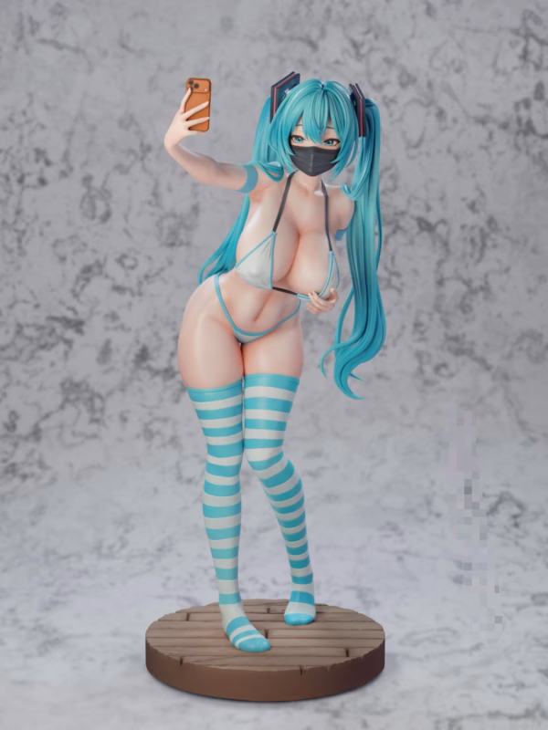 Vocaloid CROW Studio Hatsune Miku Resin Statue 1