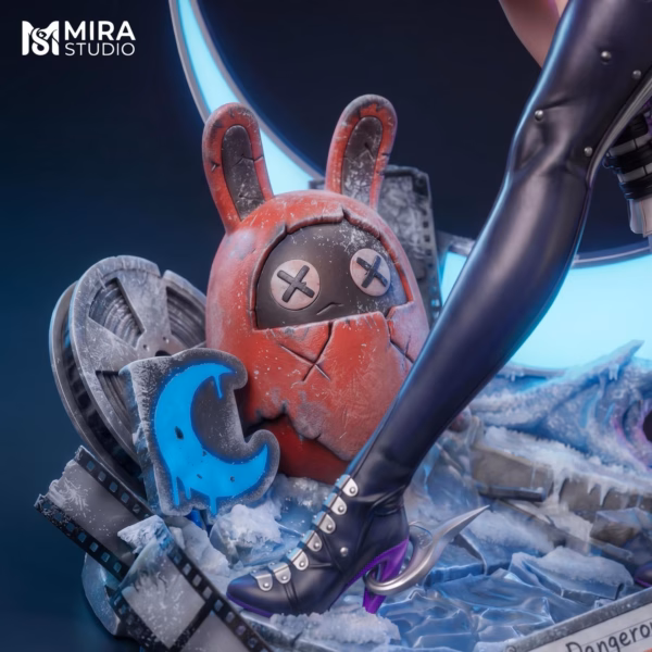 Zenless Zone Zero MIRA Studio Promeia Resin Statue 5