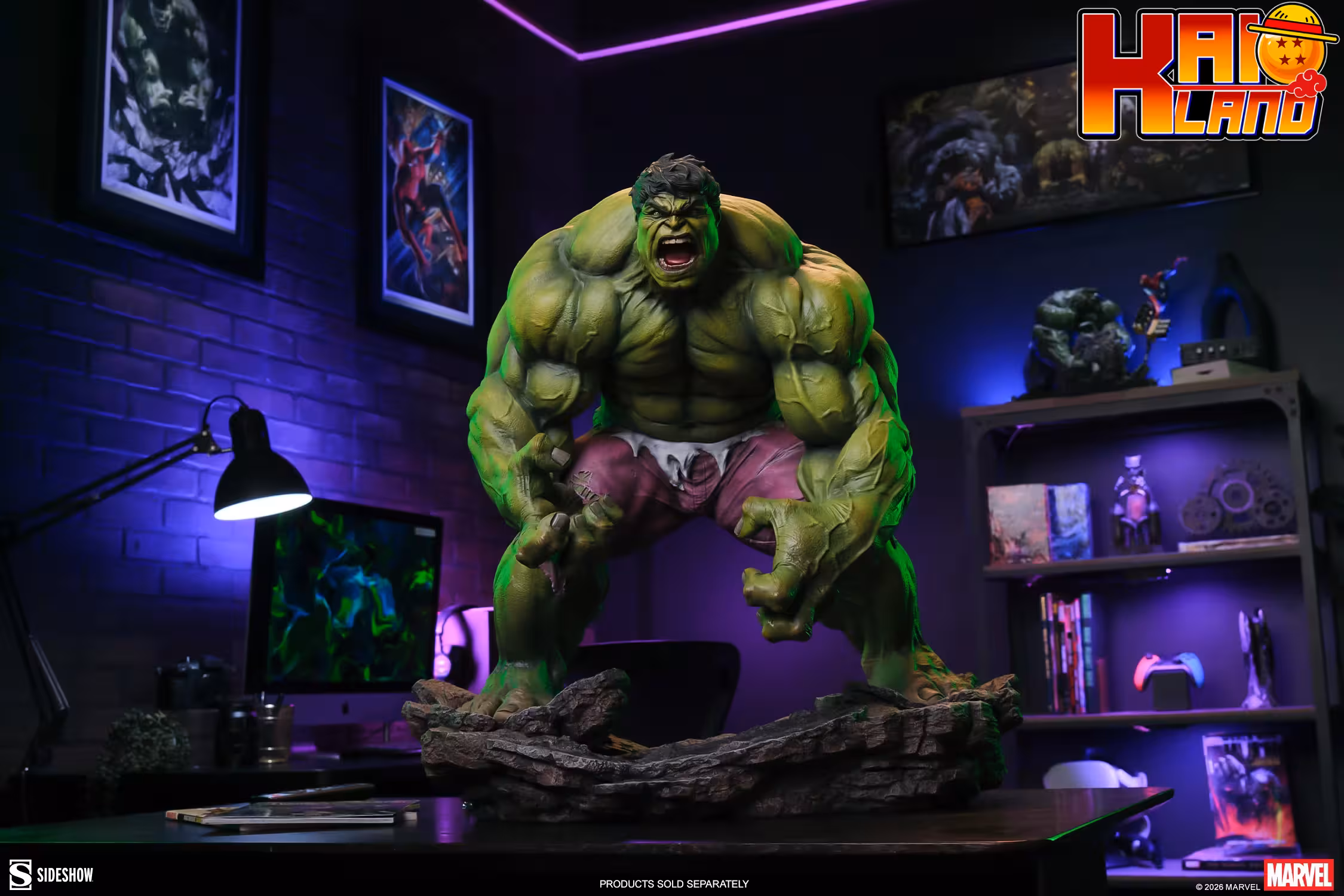 Marvel Sideshow Collectibles Hulk Licensed Resin Statue