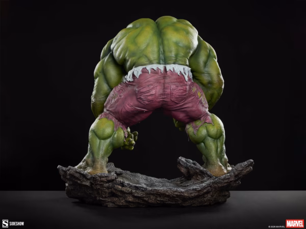 Marvel Sideshow Collectibles Hulk Licensed Resin Statue 7