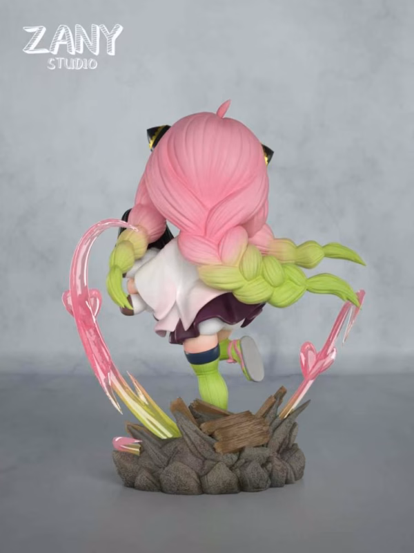 Spy x Family Zany Studio Anya Forger COS Mitsuri Kanroji Resin Statue 3