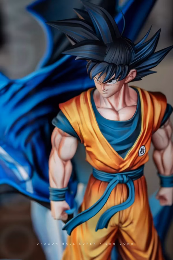 Dragon Ball WDF Studio Son Goku Resin Statue 4