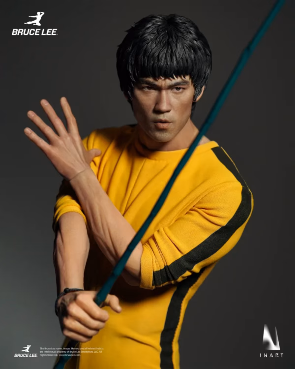 Bruce Lee INART Studio Bruce Lee Yellow Jumpsuit Licensed Figure 5