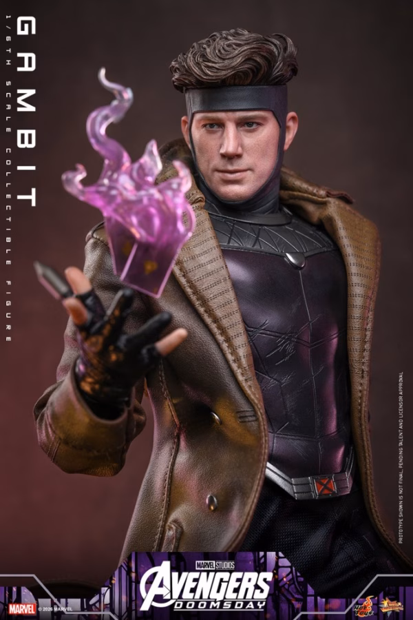 Marvel Hot Toys Gambit Licensed 5