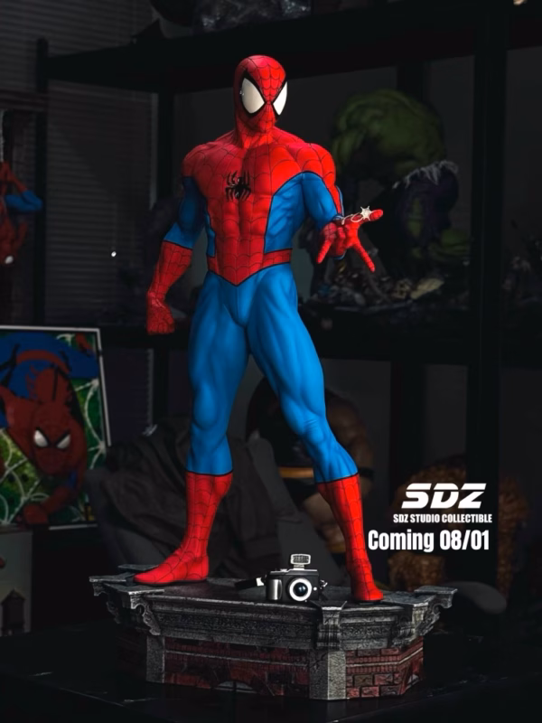 Marvel SDZ Studio Spider Man Resin Statue 2