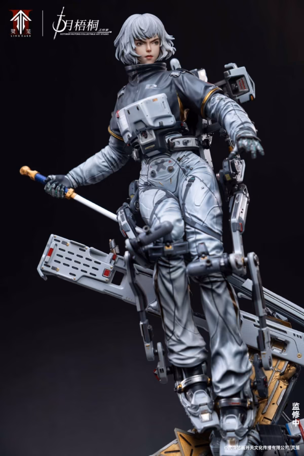 Ling Cage Bai Yue Kui October Wutong Studio Swallow Spacecraft Exterior Combat Suit Resin Statue 2