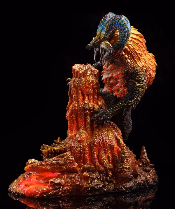 Monster Hunter BlackFatalis Studio Kulve Taroth Resin Statue 2