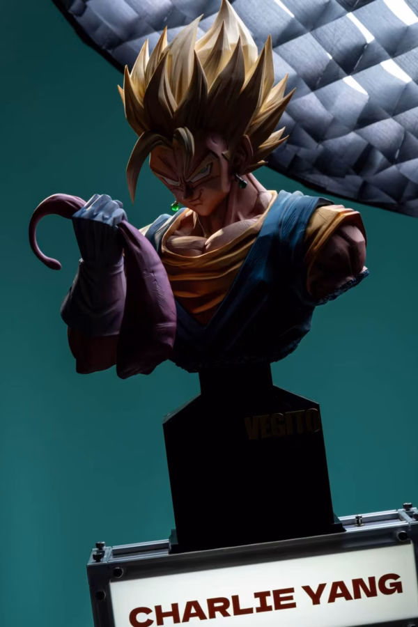 Dragon Ball Burnout x Juann Studio Vegito Bust Resin Statue 2