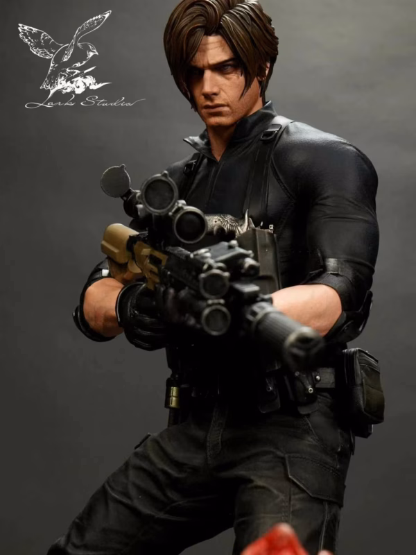 Resident Evil Lark Studio Requiem Leon Resin Statue 3